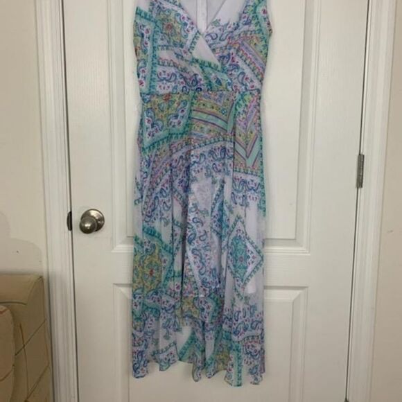 BRAND NEW CHAPS SLEEVELESS FLORAL PATTERN DESIGN V-NECKLINE  WOMEN"S DRESS - Picture 7 of 16